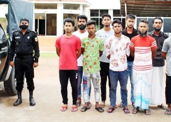 দেশীয় অস্ত্রসহ সিদ্ধিরগঞ্জে ৯ ডাকাত গ্রেফতার