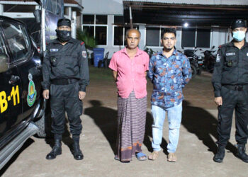 সিদ্ধিরগঞ্জে দুই চাঁদাবাজ গ্রেফতার