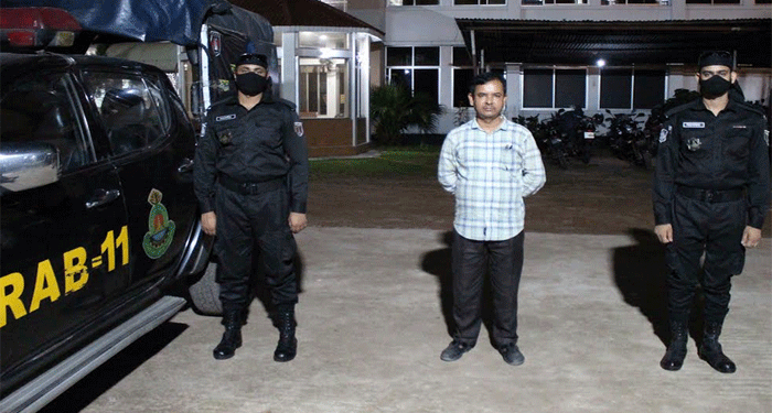 সিদ্ধিরগঞ্জে অনলাইন জুয়াড়ি গ্রেফতার