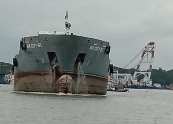 প্রাণ চাঞ্চল্য ফিরেছে মৃত শীতলক্ষ্যা