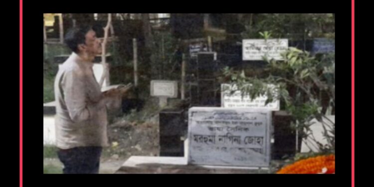 মধ্যরাতে মায়ের কবরে শামীম ওসমানের কান্না