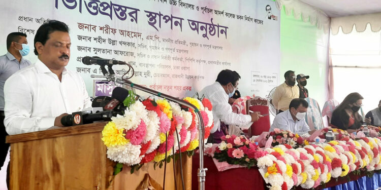 শেখ হাসিনা ১৬ কোটি মানুষের খাদ্য-বাসস্থান নিশ্চিত করেছেন