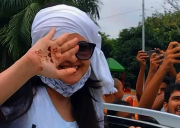 জেল থেকে বেরিয়ে পরীমনির ‘বিচ’ বার্তা নিয়ে তোলপাড়