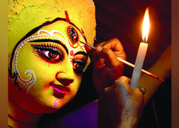 আজ মহালয়া, দুর্গাপূজার আনুষ্ঠানিকতা শুরু