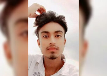 রূপগঞ্জে মায়ের সাথে অভিমানে শিক্ষার্থী আত্মহত্যা