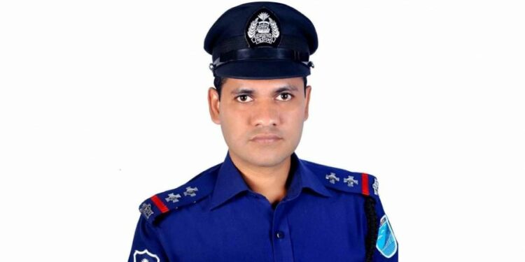 নারয়েগঞ্জের সেই সার্জেন্ট ফারুকের ডিভোর্স জালিয়াতি !