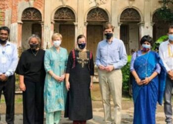 সোনারগাঁয়ে পানাম নগরীতে মার্কিন রাষ্ট্রদূত আর্ল মিলার