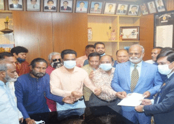 নারায়ণগঞ্জে খালেদা জিয়ার মুক্তি ও চিকিৎসার দাবিতে স্মারকলিপি