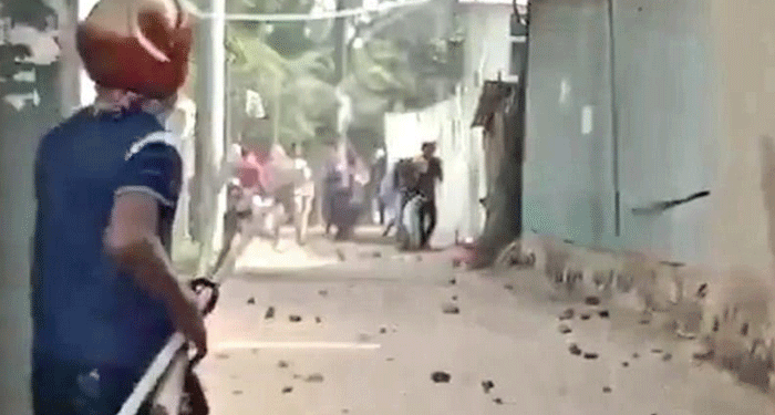 রূপগঞ্জে বসতবাড়িতে সন্ত্রাসীদের হামলা আহত ১৮