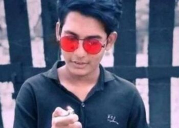 ‘ফার্স্ট টাইম মেশিন চালানো’ সেই কিশোরের আত্মহত্যা