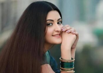 ‘এখন খেলা জমে যাবে’ : পরীমণি