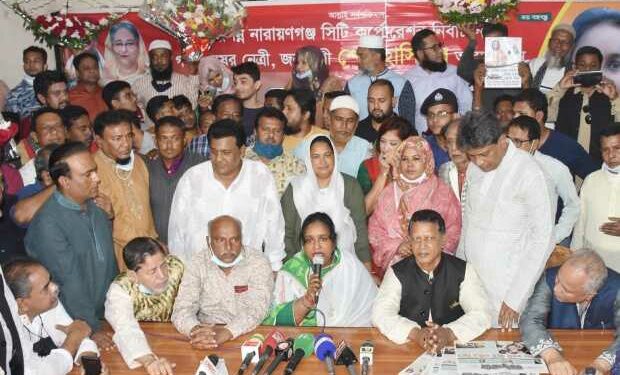 প্রধানমন্ত্রীর দেয়া নৌকা পাশে সকলকেই চান আইভী