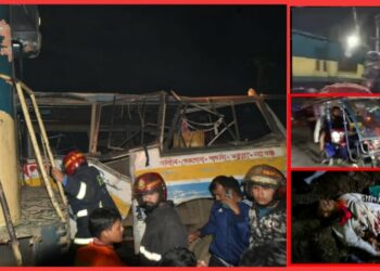 নারায়ণগঞ্জে বাস-ট্রেন সংঘর্ষে নিহত ৩, আহত ৯