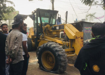 ড্রােজার চাপায় রূপগঞ্জে অটো চালক নিহত