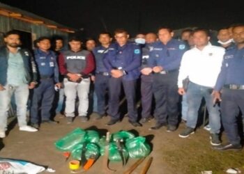 সিদ্ধিরগঞ্জে মতির সহযোগীর টর্চার সেল ! অস্ত্র ও মাদক উদ্ধার