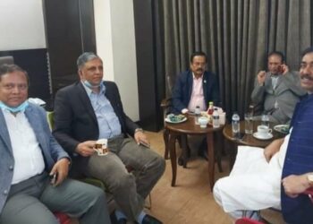 কেন পিছু হটলেন শামীম ওসমান ?