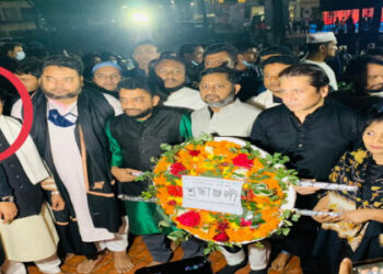 ফটোসেশনে বিতর্কিত লায়ন বাবুল, অব্যাহতি নাকি নাটক !