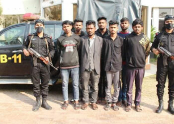 “স্যার দেখা করমু নে, আইতে হইবো না !”