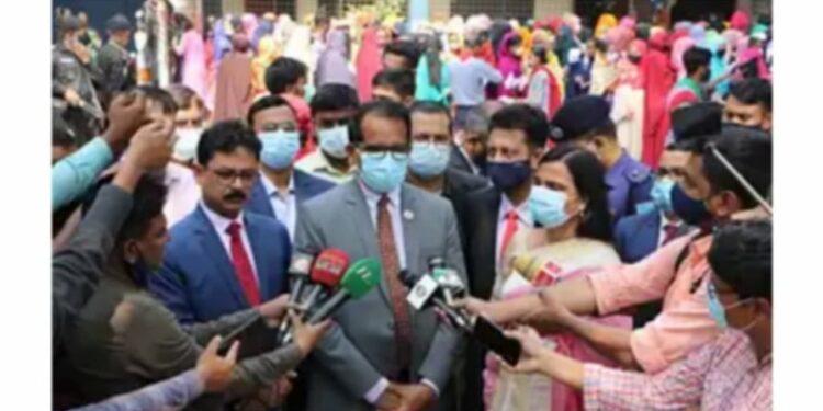 যাঁরা প্রথম ডোজ থেকে বাদ পড়বেন, তাঁদেরও টিকার আওতায় আনা হবে: স্বাস্থ্যসচিব