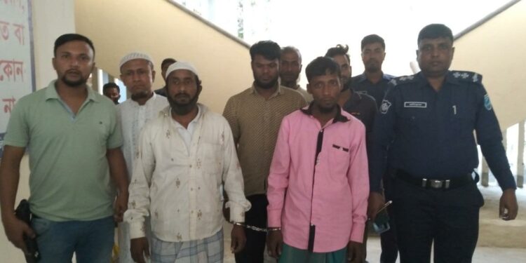 দু’টি ঘটনা : আড়াইহাজারে ৫ ডাকাতের স্বীকারোক্তি