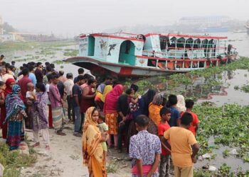লঞ্চডুবি : শিশুসহ আরো ২ লাশ উদ্ধার, মোট ১০ জন