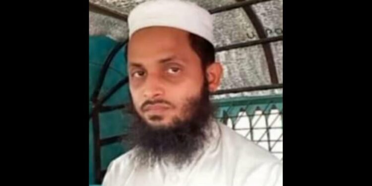 ফতুল্লায় মাদ্রাসা ছাত্রকে বলৎকার ইমাম গ্রেপ্তার