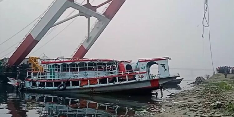 নারায়ণগঞ্জ-মুন্সীগঞ্জ লঞ্চ চলাচল বন্ধ