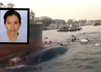 শীতলক্ষ্যায় নৌকাডুবি : ভেসে উঠলো কলজ ছাত্রীর লাশ