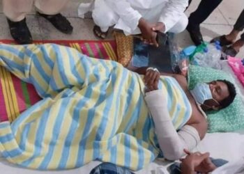 সোনারগাঁয়ে যুবলীগ নেতার রগ কর্তন