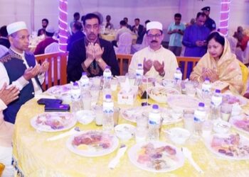 ৪৮ ঘন্টার মধ্যে আবার আইভী – শামীম এক টেবিলে