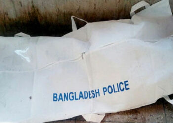 অটো চালকের গলায় দড়ি পেচানো লাশ উদ্ধার