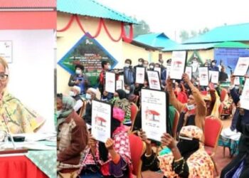 প্রধানমন্ত্রীর ঘর পেয়ে নারায়ণগঞ্জে হাসি ফুটলো ১৭০ পরিবারের