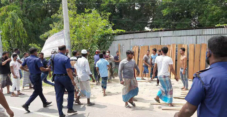 উল্টো তিতাস কর্মকর্তাদের বিচার চাইলো রূপগঞ্জবাসী !