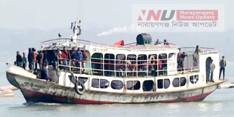 শীতলক্ষ্যায় লঞ্চে ডাকাতদের গুলিতে আহত ৪