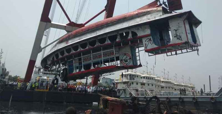 শীতলক্ষ্যায় ৩৪ মৃত্যুতে আসামী ৩ !