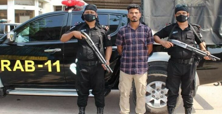 সিদ্ধিরগঞ্জে ৬ কেজি গাঁজাসহ রায়হানুল আটক