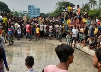 আড়াইহাজারে দেড় হাজার শ্রমিকের বিরুদ্ধে মামলা