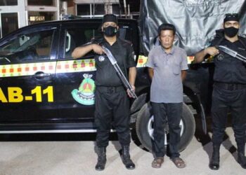 পেটের ভিতর ৩২৩০ পিস ইয়াবা