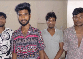 ফতুল্লায় পালানোর সময় অস্ত্রসহ ৩ জন গ্রেফতার