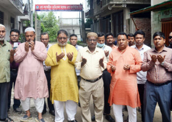 নাসিকের উদ্যোগ : অসুস্থ্য ও এলাকাবাসীর স্বার্থে দ্রুত সড়ক নির্মাণ
