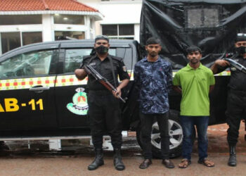 প্রাইভেটকারে ১শ কেজি গাজা