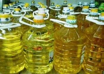 তেলের তেলেসমাতি : ৮ কোম্পানির বিরুদ্ধে মামলা