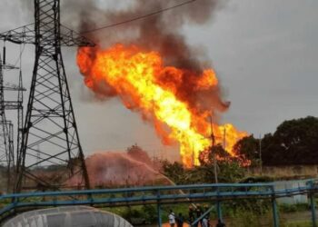 আদমজী ইপিজেডের আগুন : নিয়ন্ত্রণে ৯ ঘণ্টা