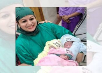 একসঙ্গে স্বপ্ন – পদ্মা ও সেতু’র জন্ম দিলেন মা এনি