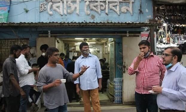 বোস কেবিন সরগরম