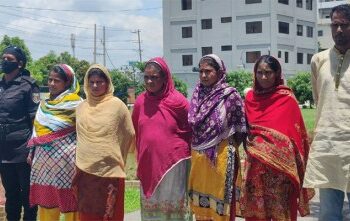 ৬ পাচারকারী গ্রেফতার, ৩ নারী উদ্ধার