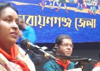 ‘নারায়নগঞ্জে এভাবে যুদ্ধ করে টিকে আছি’ – মেয়র আইভী