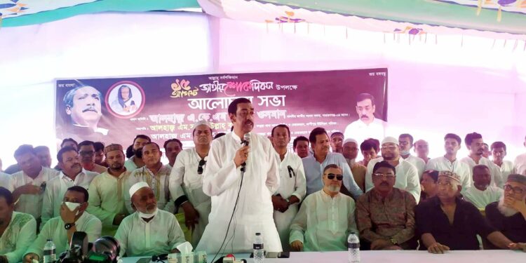 “সতর্ক থাকবেন, খেলা হবে !”- শামীম ওসমান