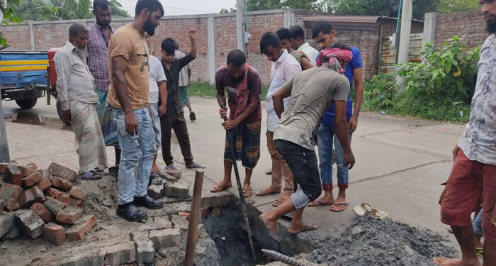 রূপগঞ্জে অবৈধ তিতাস : ২শ অবৈধ সংযোগ বিচ্ছিন্ন