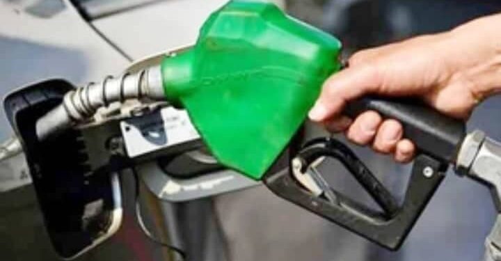 কার্যকর : ডিজেল ১১৪ অকটেন ১৩৫ পেট্রল ১৩০ টাকা